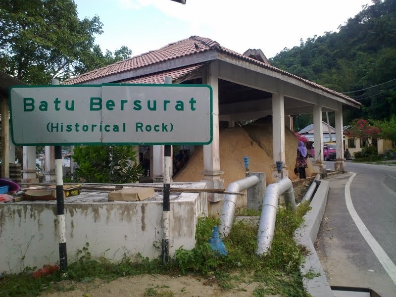 Batu Bersurat Pulau Pangkor